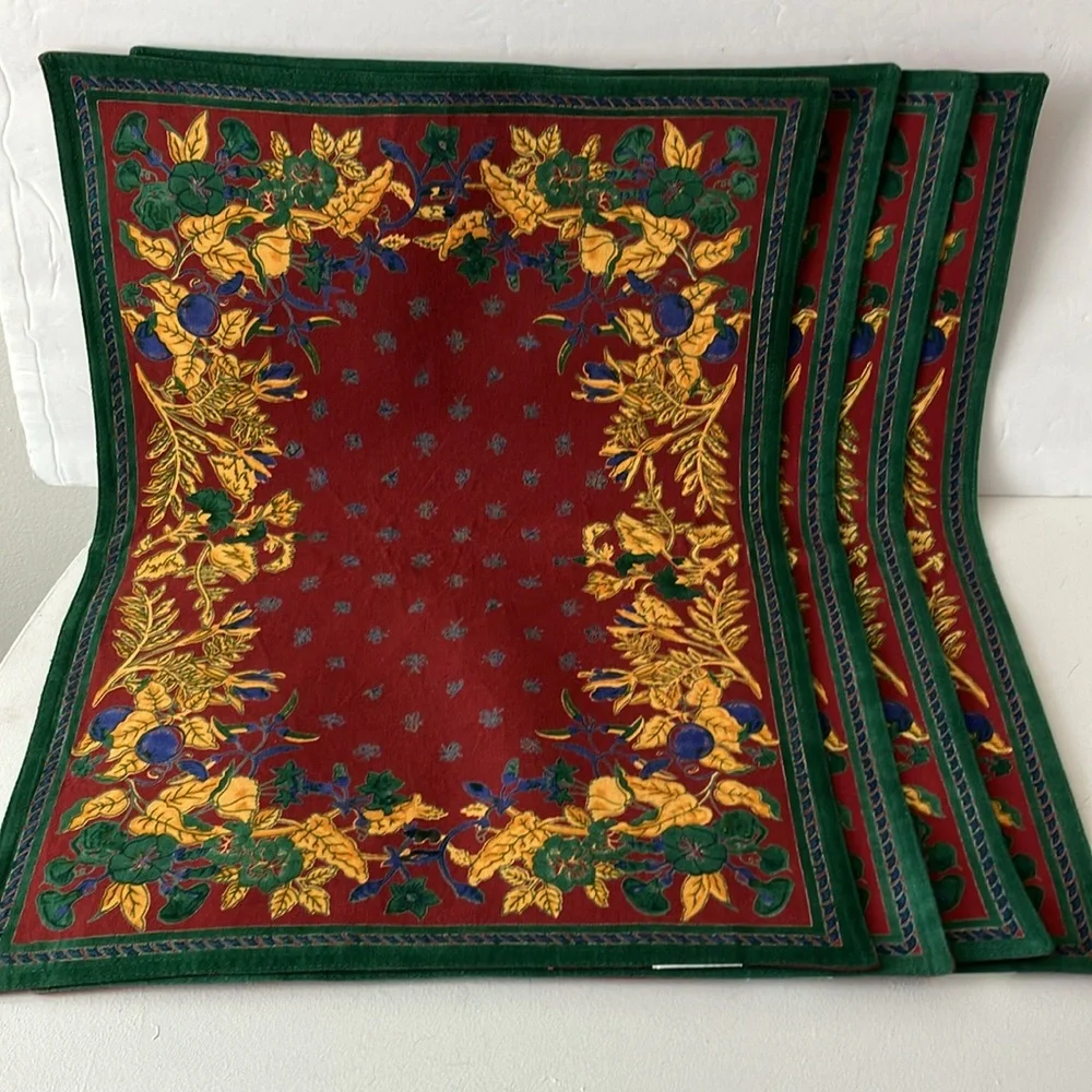 Four Preowned Williams Sonoma Provence multicolored placemats.